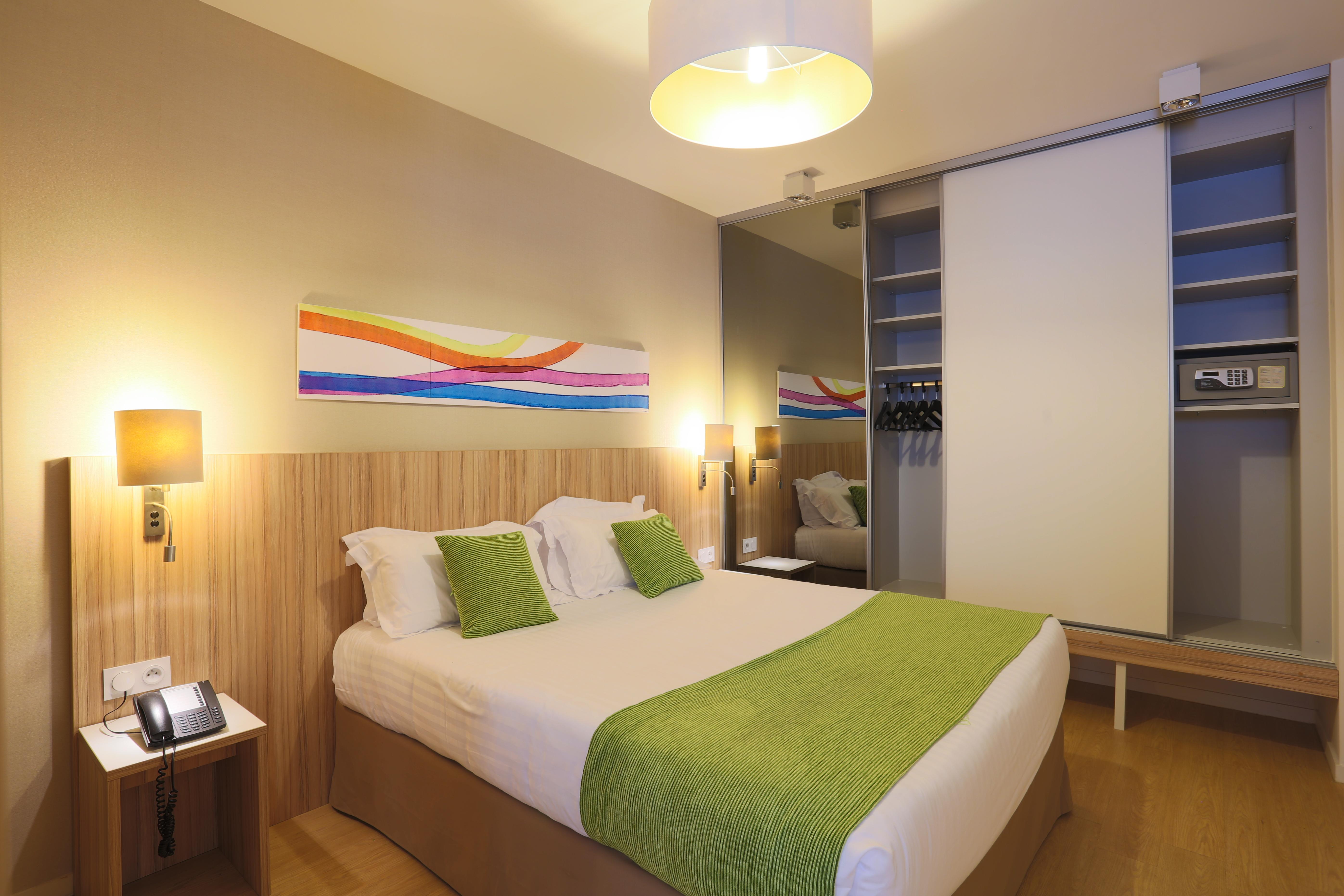 Appart Hotel Q7 Lodge Lyon 7 Ngoại thất bức ảnh