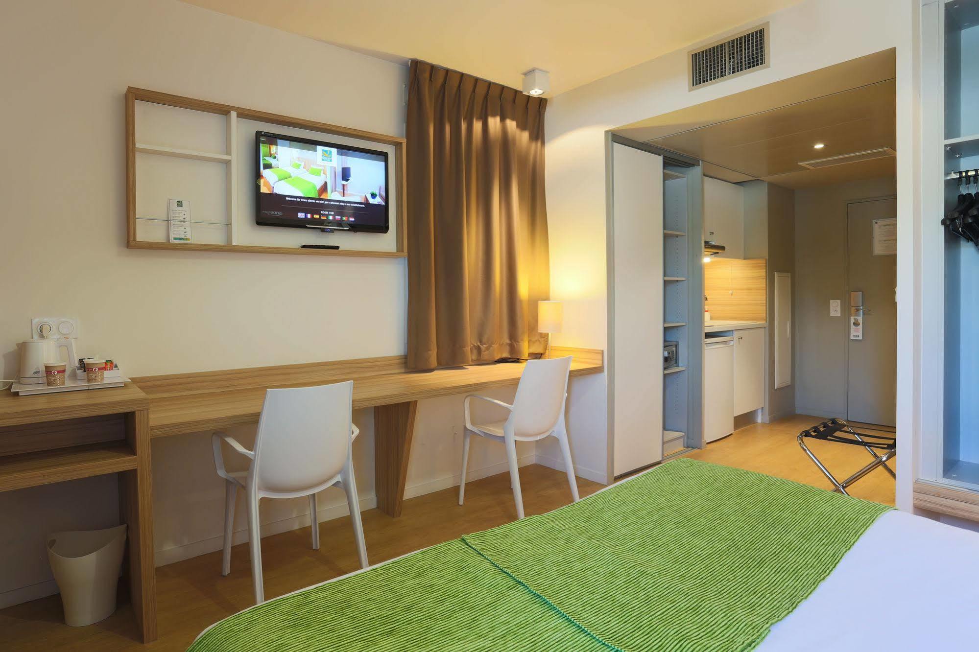 Appart Hotel Q7 Lodge Lyon 7 Ngoại thất bức ảnh